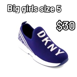 DKNY BIG GIRL SIZE 5
